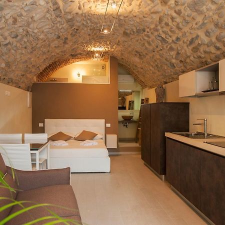 La Bellavita Del Garda Luxury Apartments San Felice del Benaco Buitenkant foto